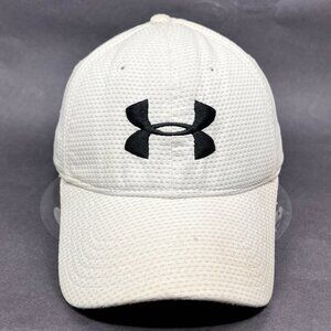 Under Armour Hat Cap Fitted MD/LG Distressed Athletic Outdoor Sports Logo Mens